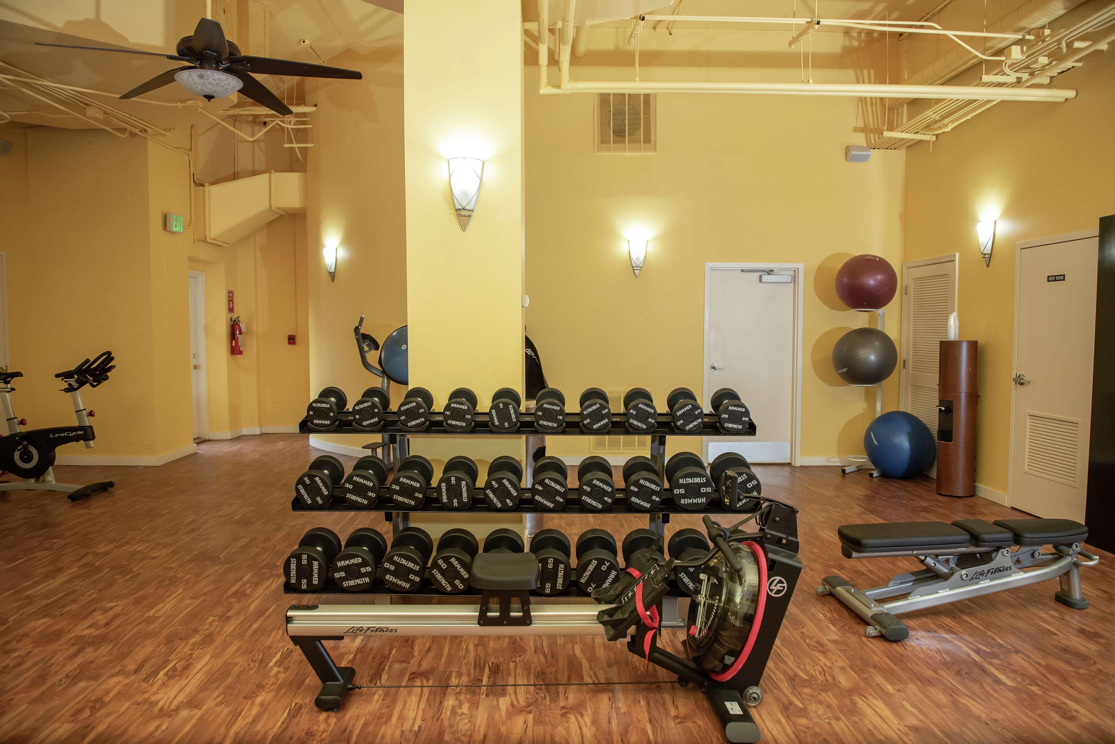 Inn At The Colonnade Baltimore - A Doubletree By Hilton Hotel Екстер'єр фото